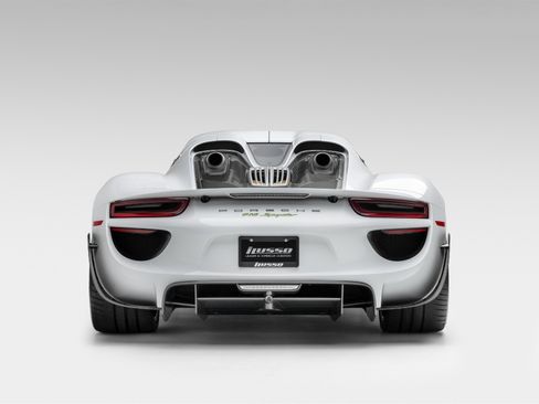 Used 2015 Porsche 918 Spyder AWD/4WD image 11