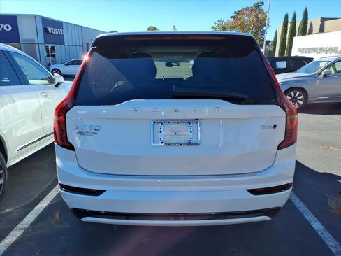 New 2026 Volvo XC90 B6 Ultra w/ Protection Package Premier image 4