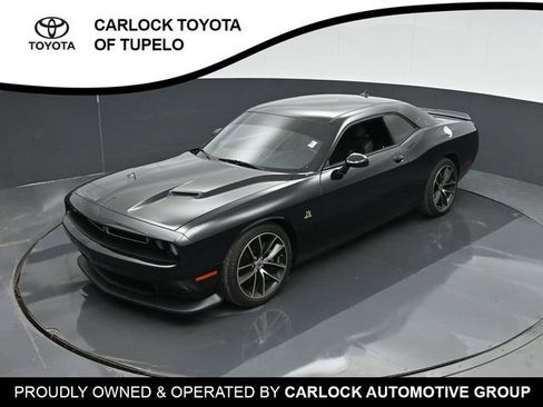 Used 2018 Dodge Challenger R/T Scat Pack RWD image 41