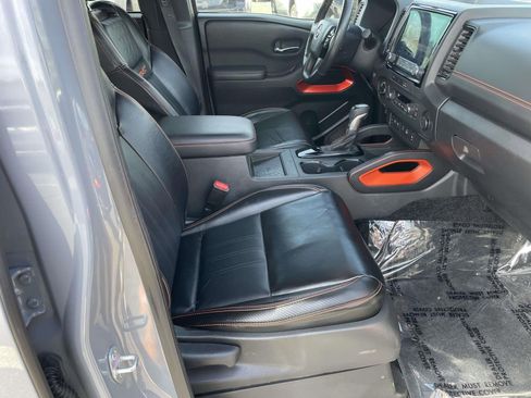 Used 2023 Nissan Frontier PRO-4X w/ Pro-4X Premium Package image 41