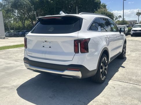 New 2026 Kia Sorento SX FWD image 6