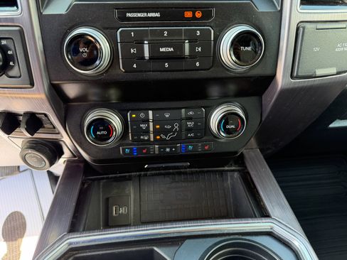 Used 2020 Ford F350 Limited AWD/4WD image 12