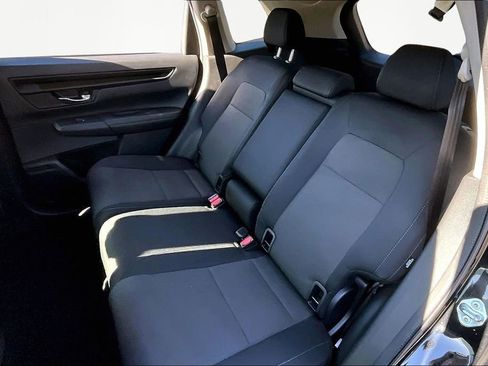 Used 2025 Honda CR-V LX image 18