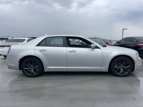 Used 2023 Chrysler 300 S image 3