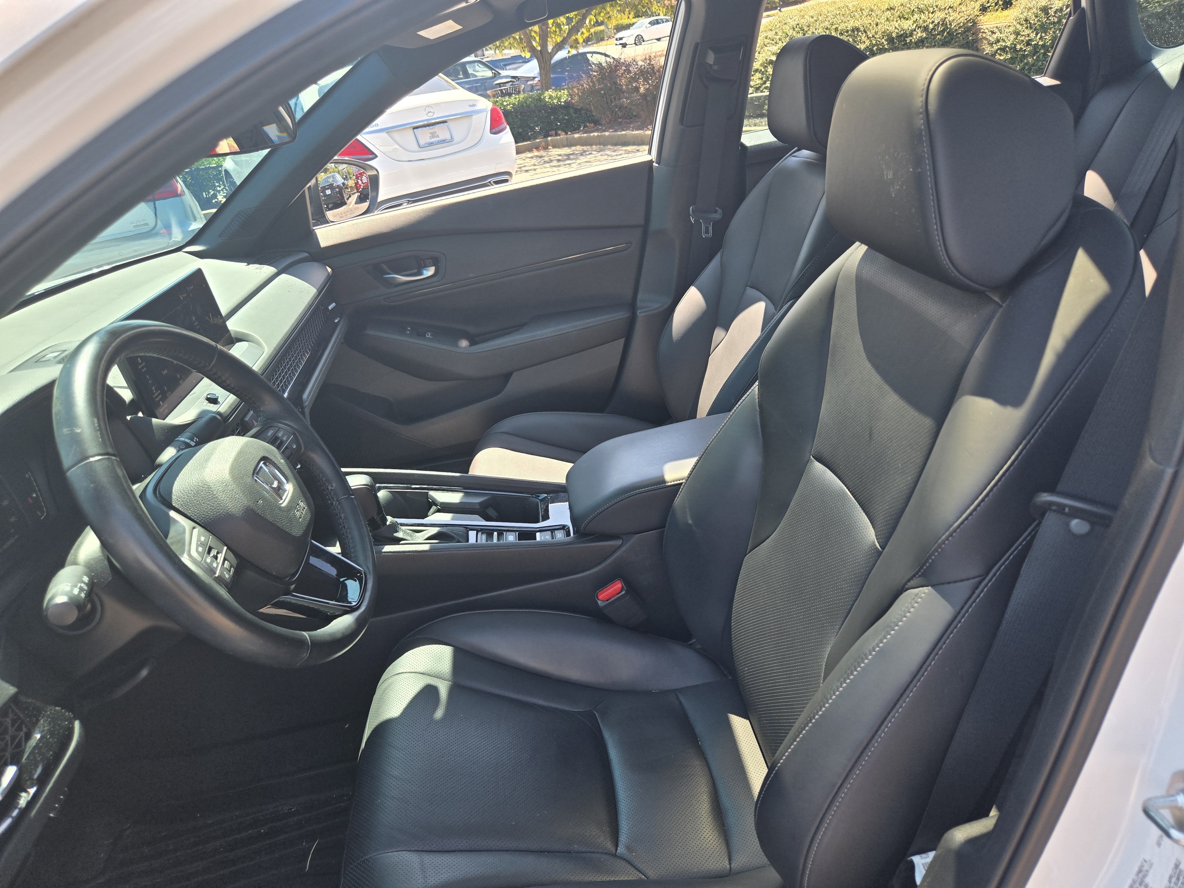 Used 2024 Honda Accord Sport image 15