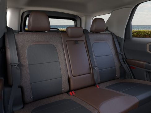 New 2025 Ford Bronco Sport Outer Banks w/ Outer Banks Tech Package+ AWD/4WD image 28