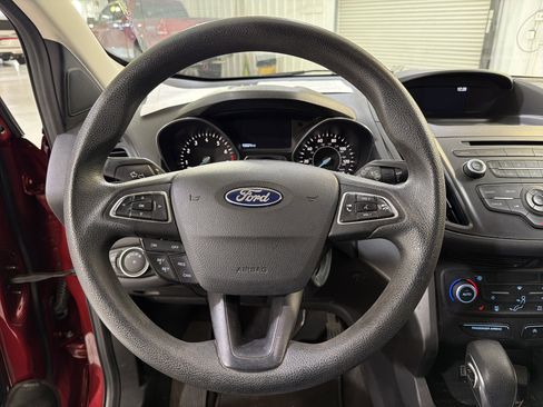 Used 2018 Ford Escape SE image 15