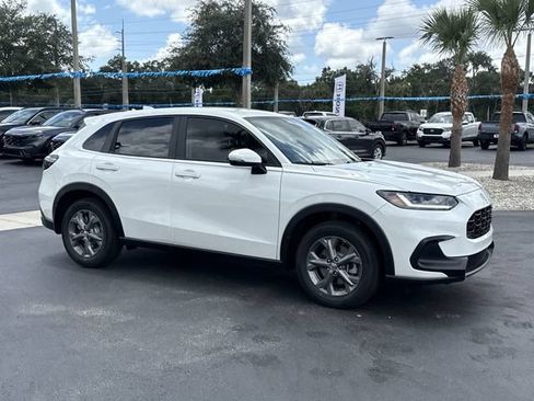 New 2027 Honda HR-V LX image 4