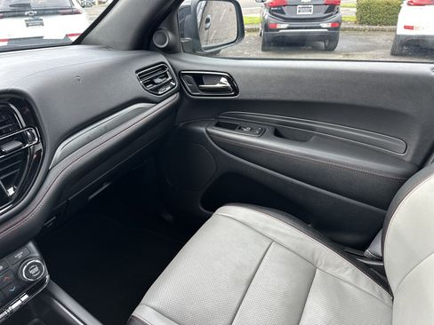 Used 2024 Dodge Durango GT image 24