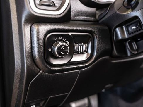 Used 2019 RAM 3500 Laramie image 13