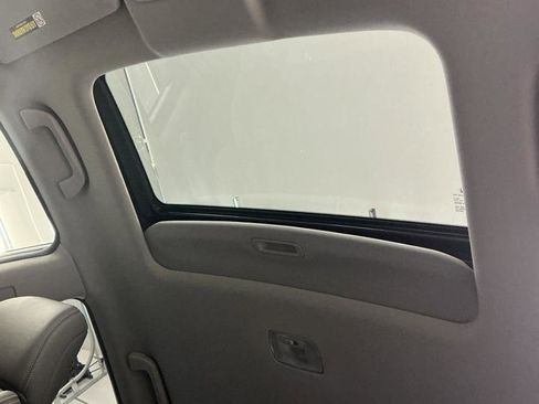 Used 2011 Honda CR-V EX-L image 9