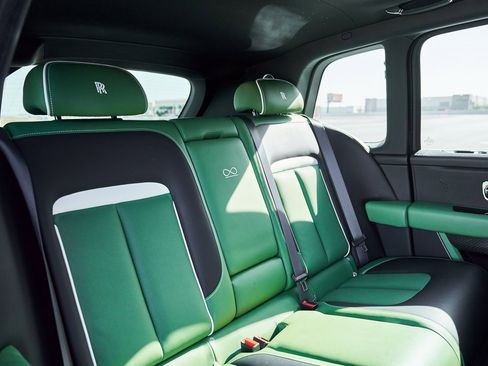 Used 2023 Rolls-Royce Cullinan Black Badge w/ Driver's Package image 48