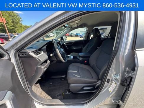Used 2025 Toyota RAV4 LE AWD/4WD image 26