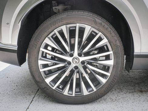 Used 2024 Lexus RX 350 Premium Plus w/ Convenience Package FWD image 13