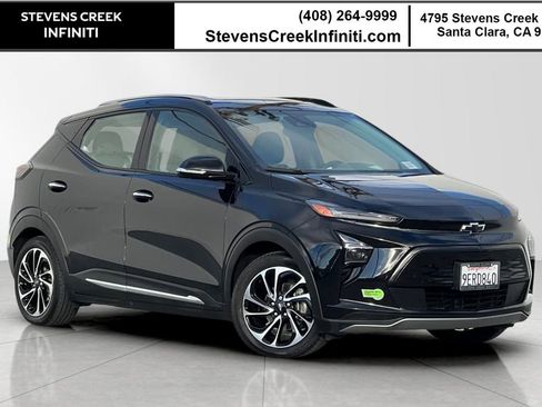 Used 2023 Chevrolet Bolt EUV Premier w/ Sun & Sound Package image 1