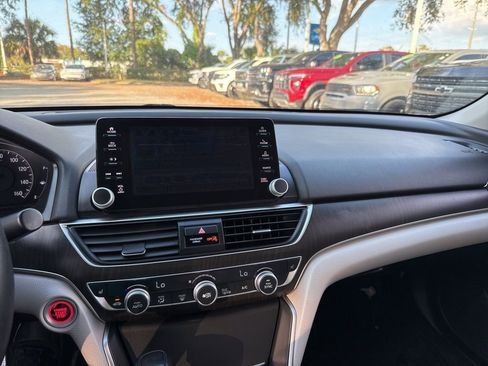 Used 2018 Honda Accord EX-L image 33