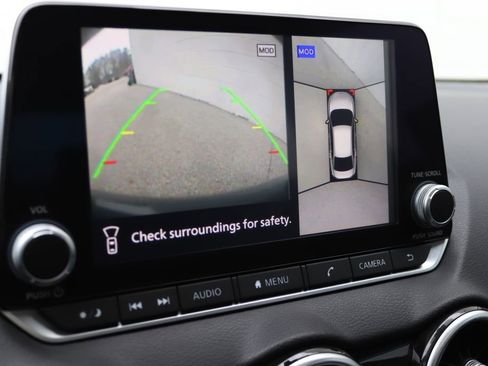 Used 2022 Nissan Sentra SR w/ SR Premium Package image 26