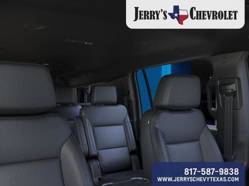 New 2026 Chevrolet Suburban LT w/ Comfort Package image 26