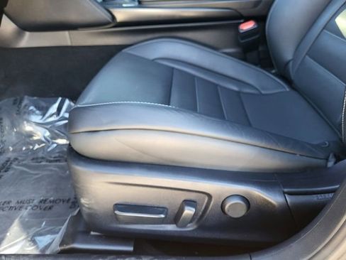 Used 2023 Lexus IS 350 F Sport image 14