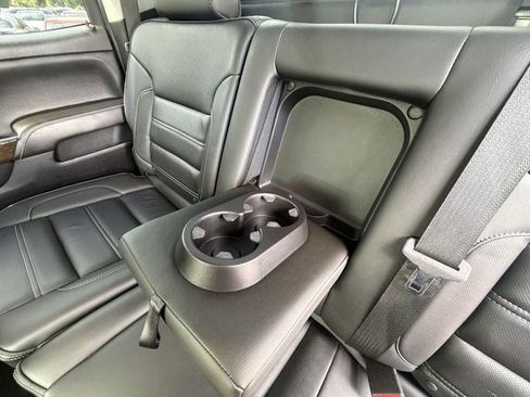Used 2018 GMC Sierra 2500 Denali w/ Duramax Plus Package AWD/4WD image 28