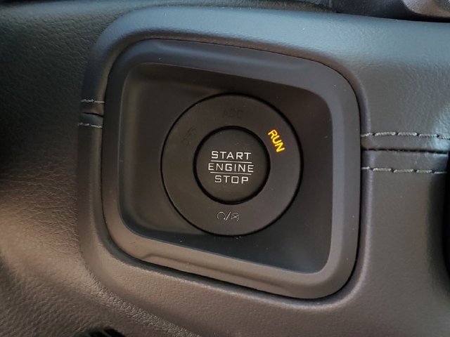 New 2026 Jeep Wrangler Unlimited Sahara AWD/4WD image 30