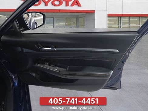Used 2023 Nissan Altima 2.5 SR w/ SR Premium Package FWD image 25
