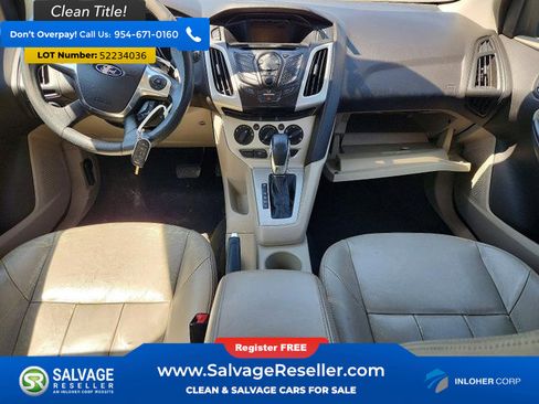 Used 2012 Ford Focus SE FWD image 11