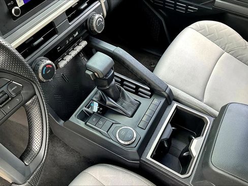 Used 2024 Toyota Tacoma SR5 image 15