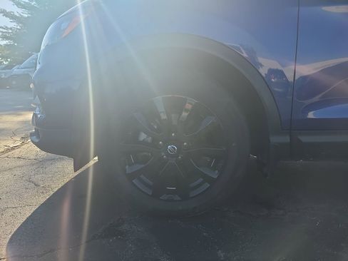 Used 2022 Nissan Rogue Sport SV w/ Technology Package AWD/4WD image 13