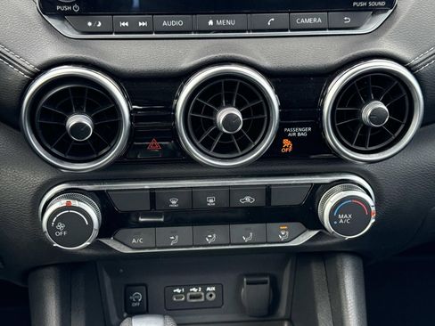 Used 2024 Nissan Sentra SV image 11