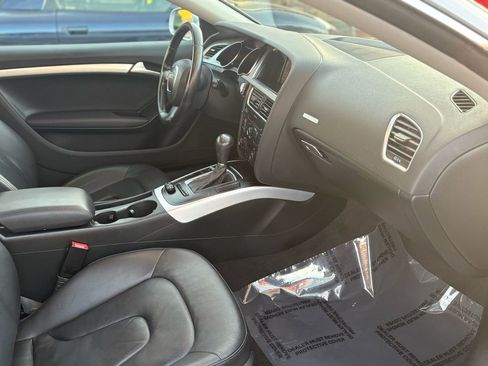 Used 2010 Audi A5 2.0T Premium image 13
