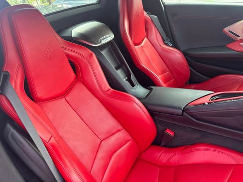 Used 2023 Chevrolet Corvette Stingray Preferred Conv w/ Z51 Performance Package RWD image 34