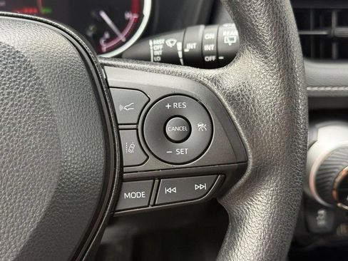 Used 2023 Toyota RAV4 XLE AWD/4WD image 21