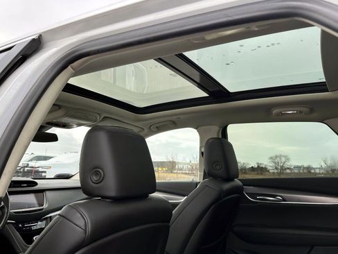 Used 2019 Cadillac XT5 Luxury image 13