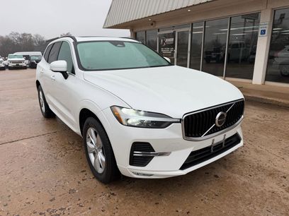 Used 2022 Volvo XC60 B5 Momentum
