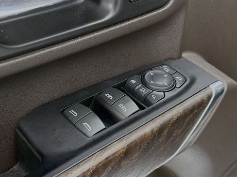 Used 2022 GMC Sierra 3500 Denali w/ Technology Package AWD/4WD image 20