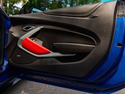 Used 2023 Chevrolet Camaro SS RWD image 43