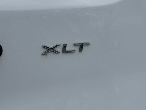 Used 2023 Ford Transit 350 XLT RWD image 14