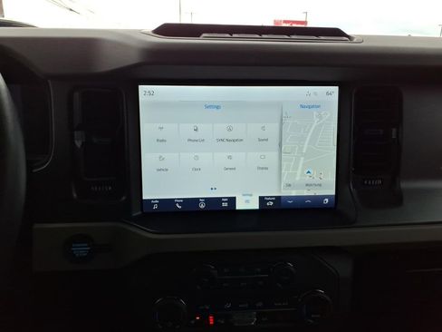 Used 2024 Ford Bronco Wildtrak AWD/4WD image 19