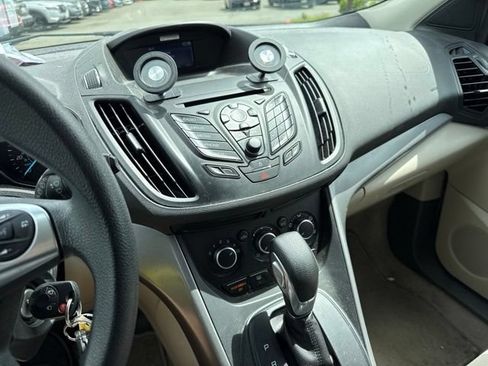 Used 2015 Ford Escape SE AWD/4WD image 46