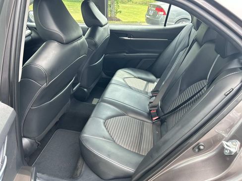Used 2023 Toyota Camry SE FWD image 18