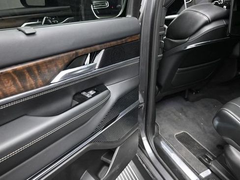 Used 2024 Jeep Grand Wagoneer Series I w/ Convenience Group III AWD/4WD image 10