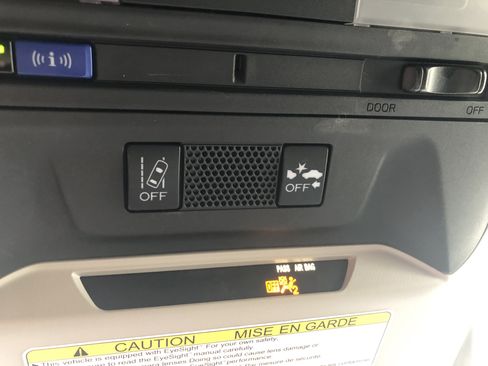 Certified 2023 Subaru Crosstrek 2.0i Premium image 7