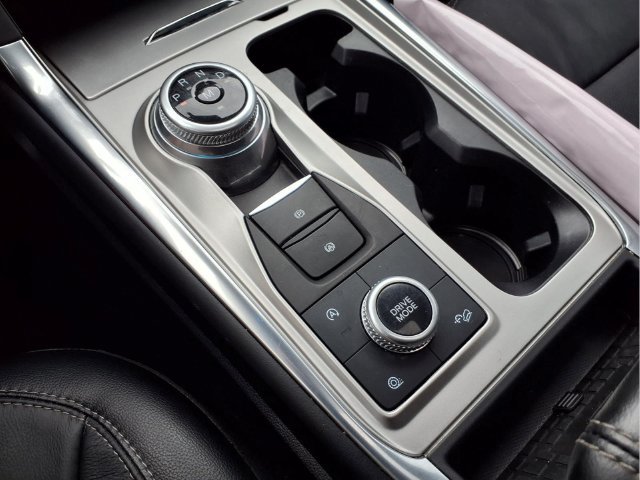 Used 2020 Ford Explorer Limited AWD/4WD image 12
