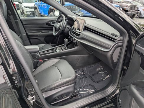 Used 2022 Jeep Compass High Altitude AWD/4WD image 11