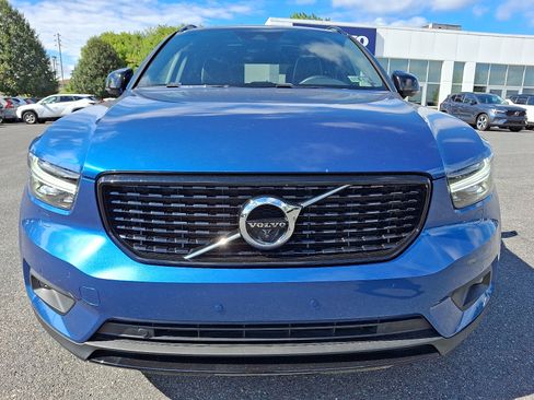 Used 2020 Volvo XC40 T5 R-Design image 2