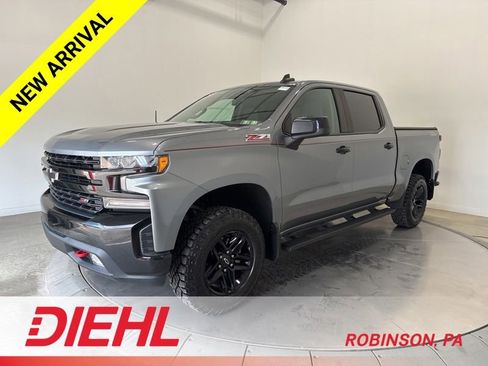 Used 2020 Chevrolet Silverado 1500 LT Trail Boss AWD/4WD image 3