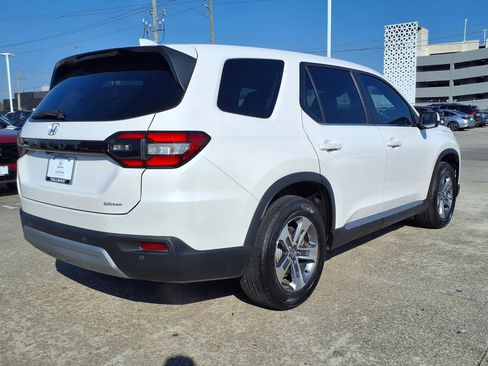 Certified 2025 Honda Pilot EX-L image 24