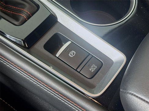 Used 2024 Nissan Altima 2.0 SR FWD image 15