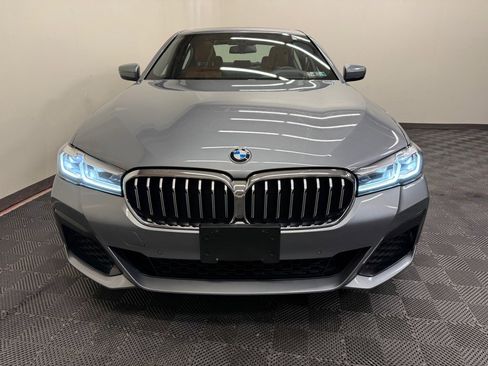 Used 2023 BMW 540i xDrive w/ M Sport Package image 4